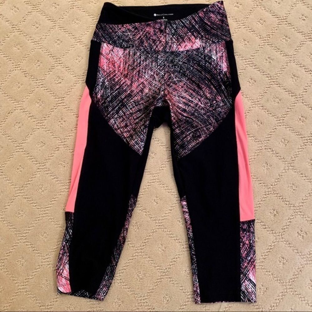 Bally Fitness Black & Pink Workout Capris